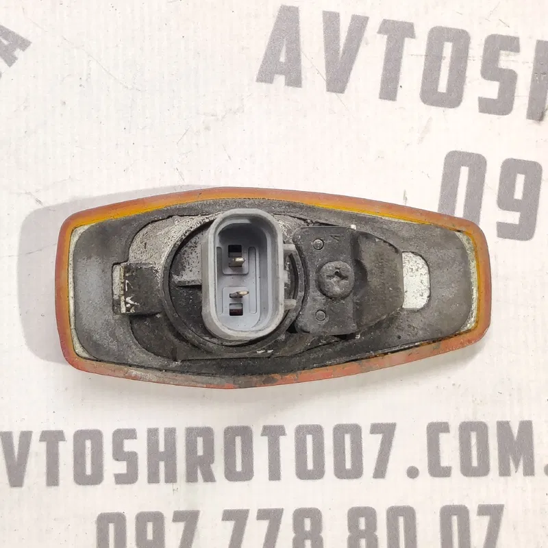 Ліхтар поворотника передній Hyundai Elantra 3 (00-06) 1.6