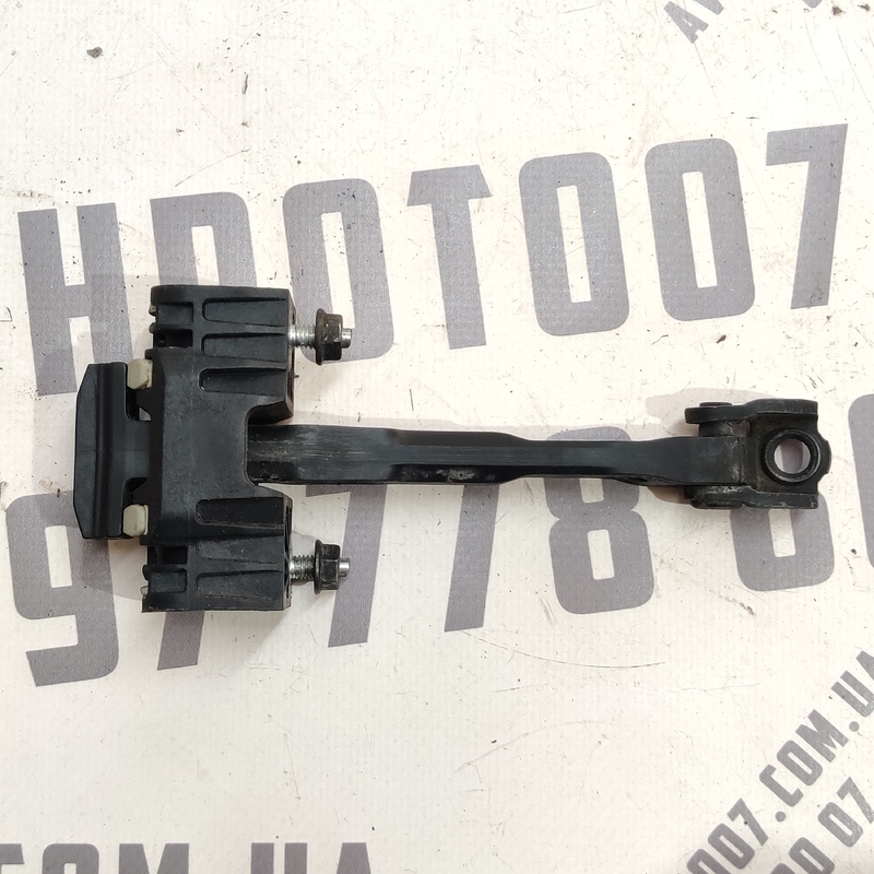 Обмежувач дверей Volvo V50 (04-12) 2.0 Diesel задній правий