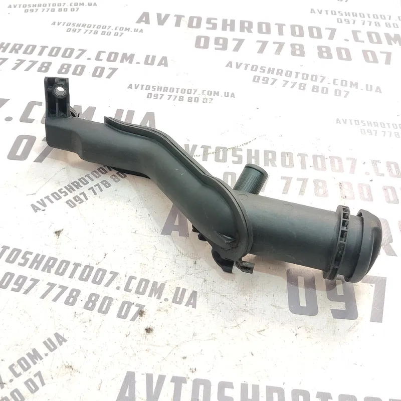 Трубка масляна Volvo V50 (04-12) 2.0D передня OEM 9654733980