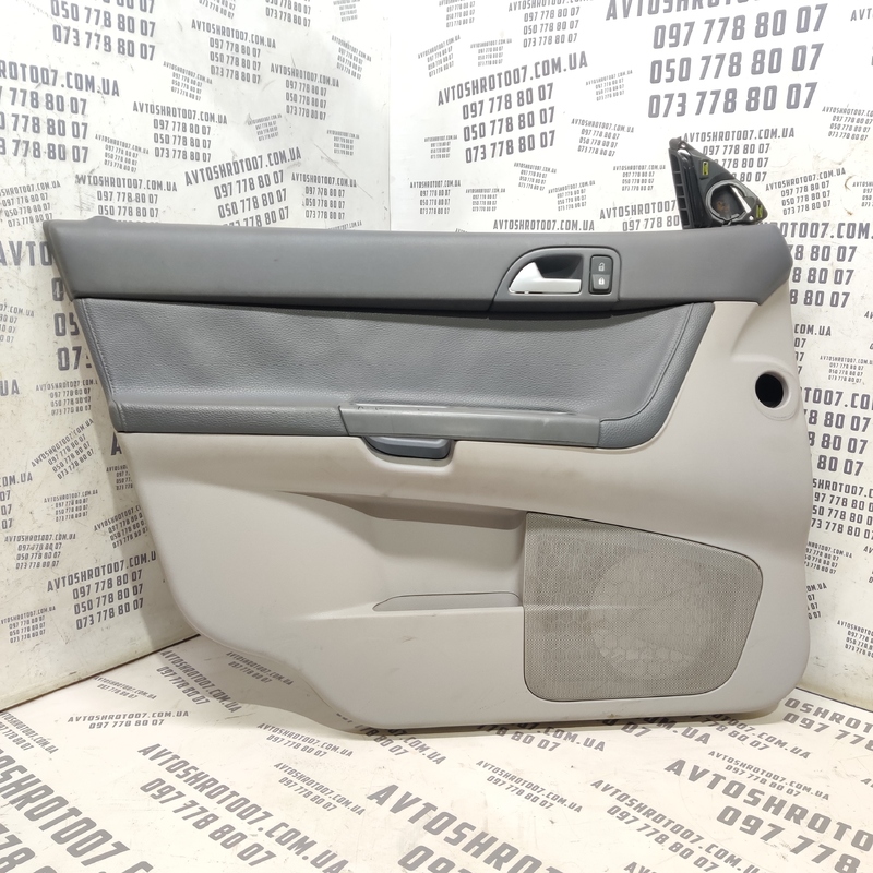 Карта дверна Volvo V50 (04-12) 2.0 D передня ліва