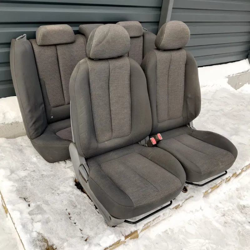 Комплект сидінь Hyundai Elantra 3 (00-06) 1.6 Бензин