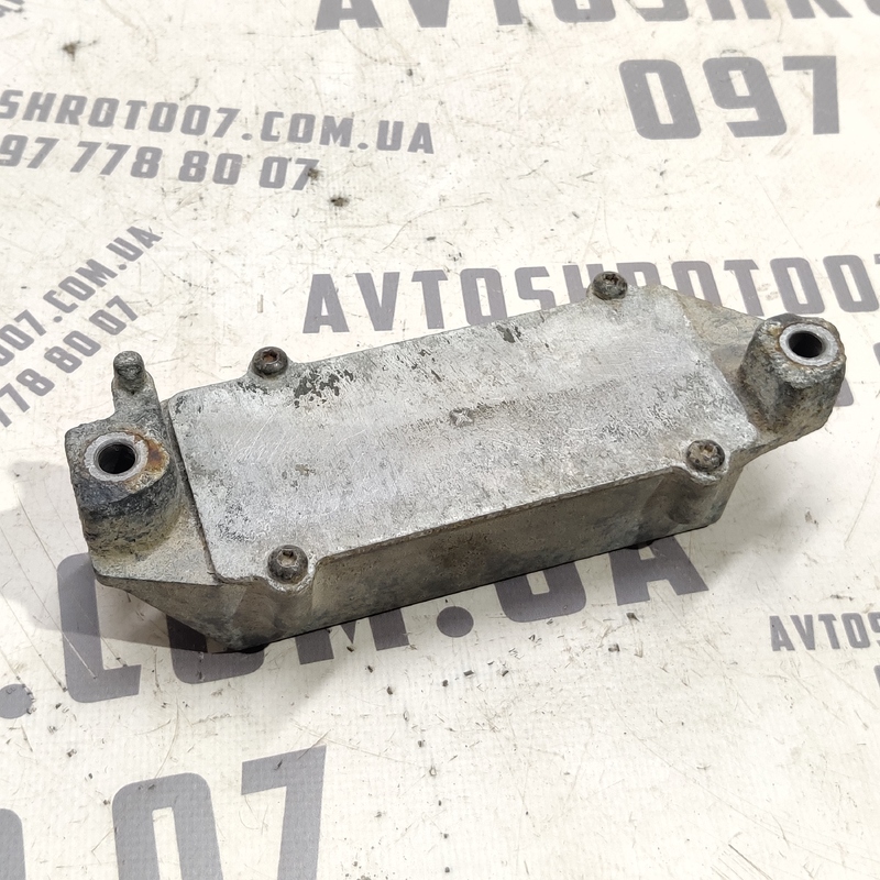 Демпфер підрамника задній Volvo V50 04-12 2.0D OEM 30714071 фото 2