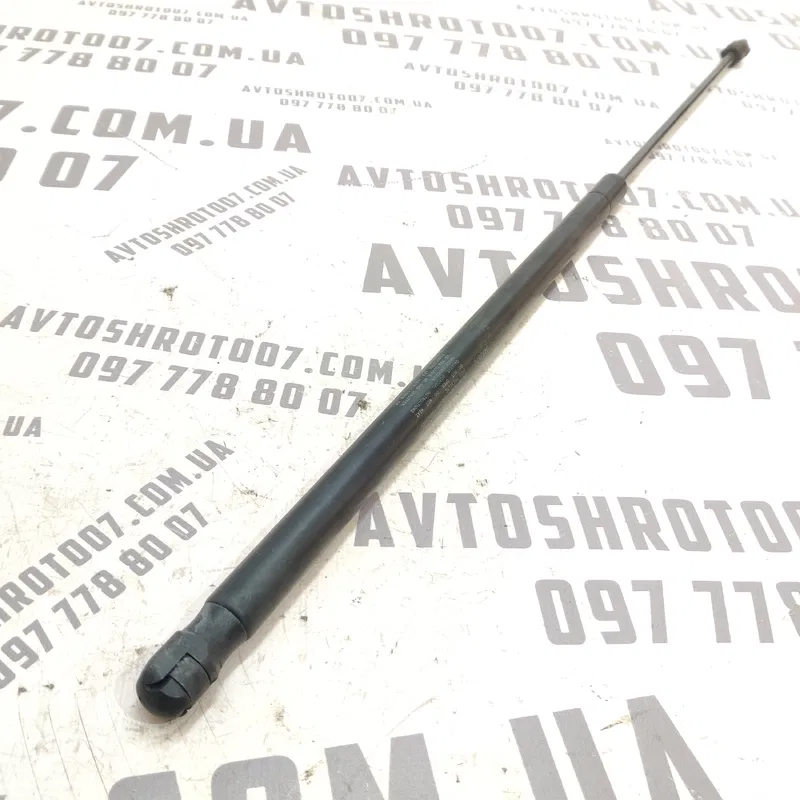 Упор капоту Volvo V50 (04-12) 2.0 Дизель лівий OEM 9483570