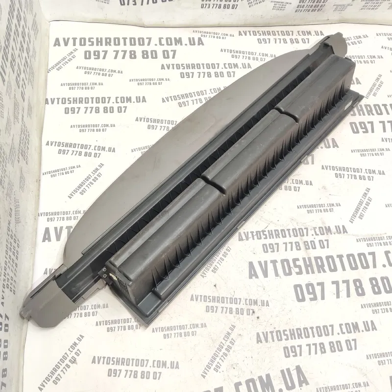 Полка багажника Volvo V50 (04-12) 2.0D задня OEM 39874980