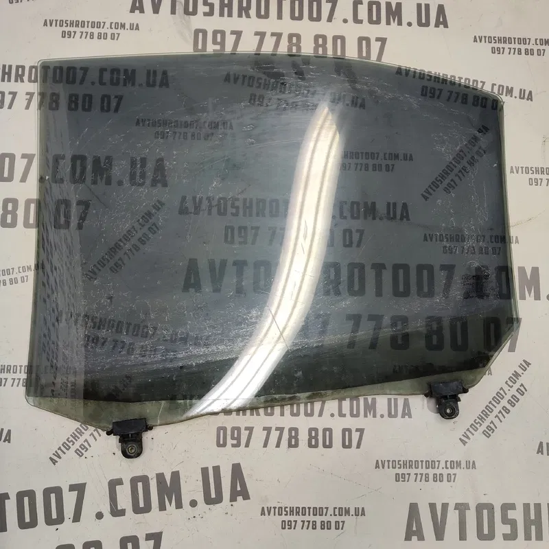Скло дверей Hyundai Elantra 3 (00-06) 1.6 Бензин заднє праве