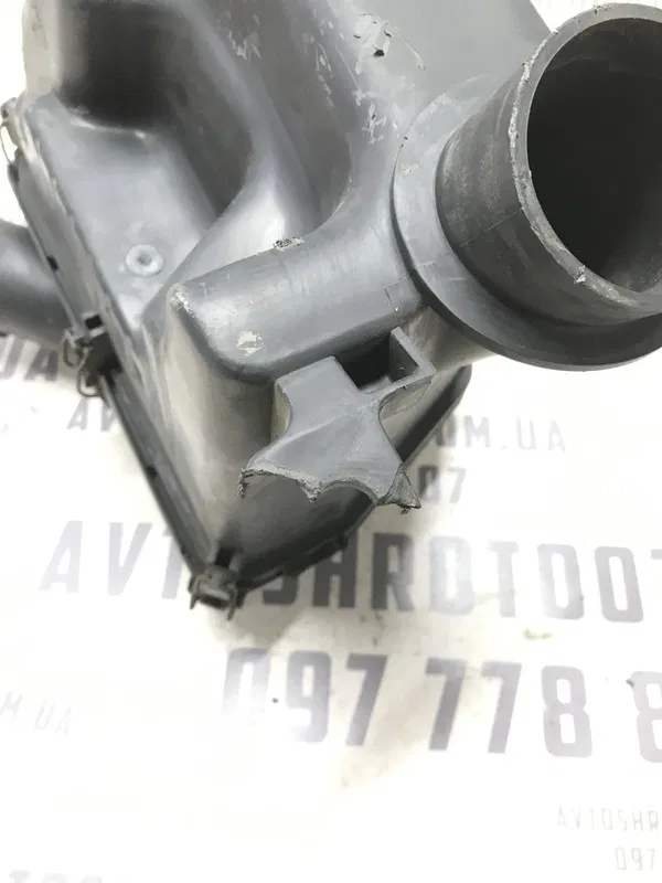Корпус повітряного фільтра Chevrolet Tacuma 00-08 2.0 Бензин