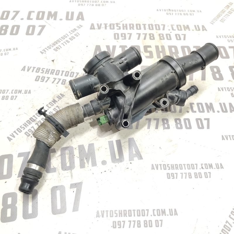 Корпус термостата Volvo V50 04-12 2.0 Дизель OEM 9656182980