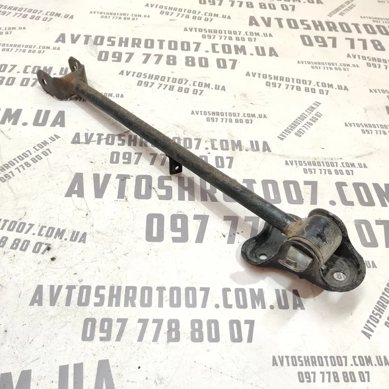 Ричаг підвіски Hyundai Elantra 3 (00-06) 1.6 задня права