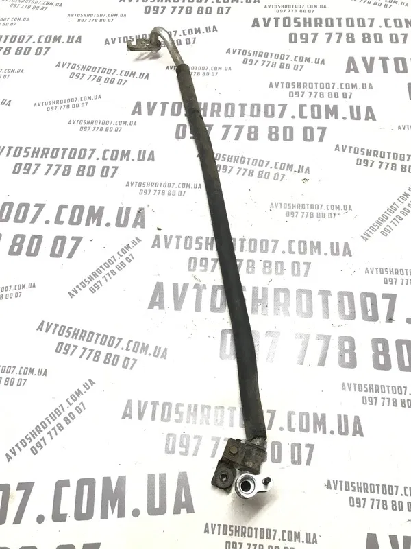 Трубка кондиціонера Kia Sorento 1 (02-09) 2.5 D4CB Дизель