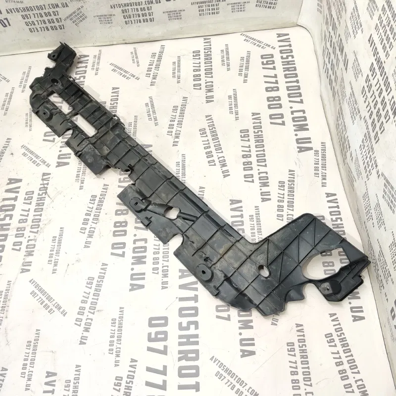 Накладка Toyota Auris (06-12) 1.6 бенз перед OEM 5314102020