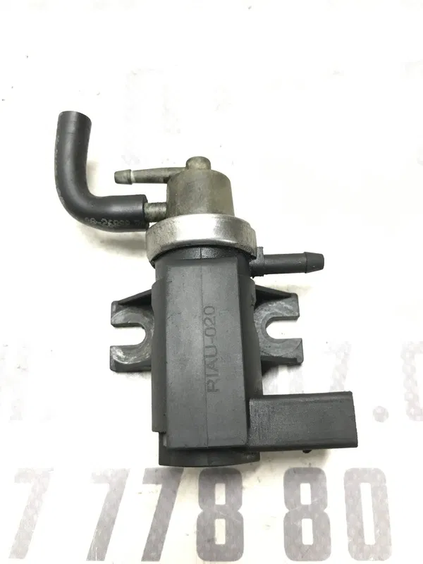 Клапан електромагнітний VW Passat B5+ (00-05) 1.9 Дизель