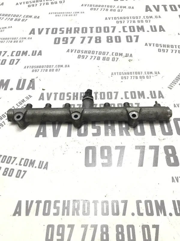Паливна рейка Kia Sorento 1 (02-09) 2.5 D OEM 314004a010