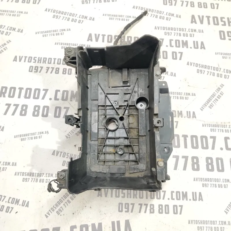 Кріплення АКБ Grand Scenic 3 09-16 1.6dCi OEM t06009a180