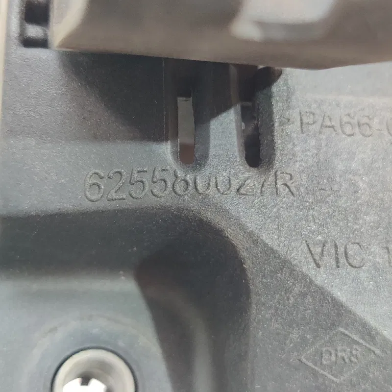 Відбійник Renault Scenic 3 (09-16) 1.6d Пр OEM 625580027r