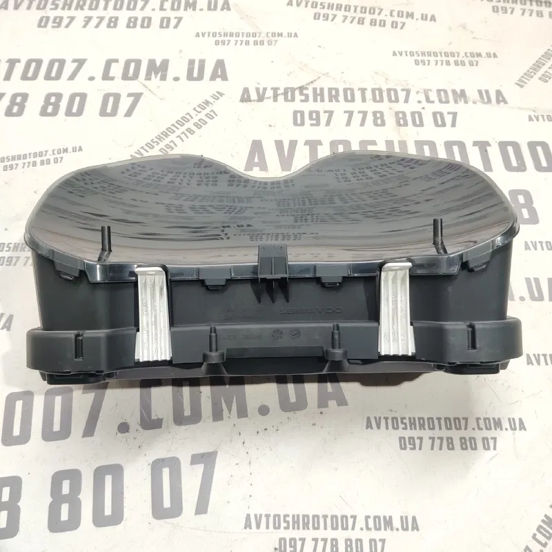 Панель приладів Toyota Auris (06-12) 1.6 Benz OEM 8380002l92