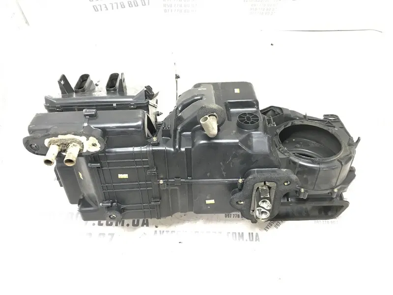 Корпус пічки Chevrolet Tacuma (00-08) 2.0 Бензин X20SED