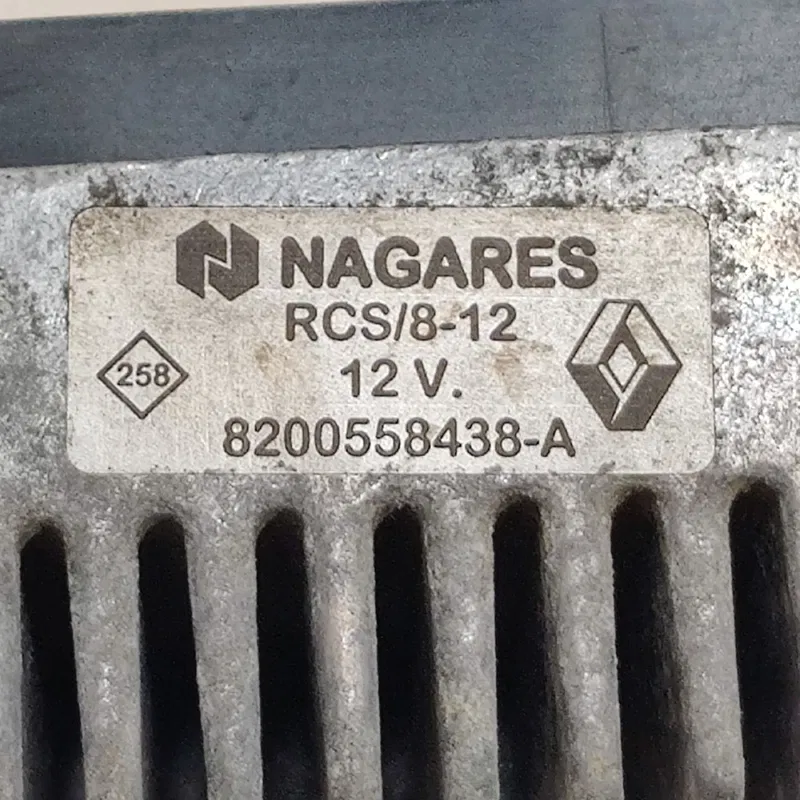 Реле свічок Renault Gr Scenic 3 (09-16) 1.6d OEM 8200558438a