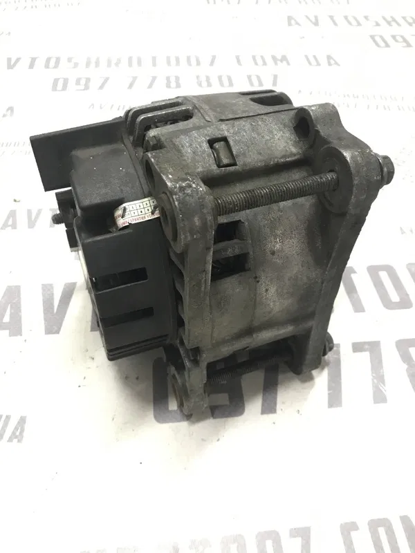 Генератор VW Passat B5+ (00-05) 1.9 Дизель OEM 028903031a