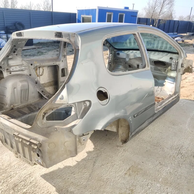 Четверть Peugeot 307 (01-08) 1.4 Бензин задня права