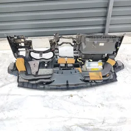 Торпедо Toyota Auris (06-12) 1.6 Бензин фото 7