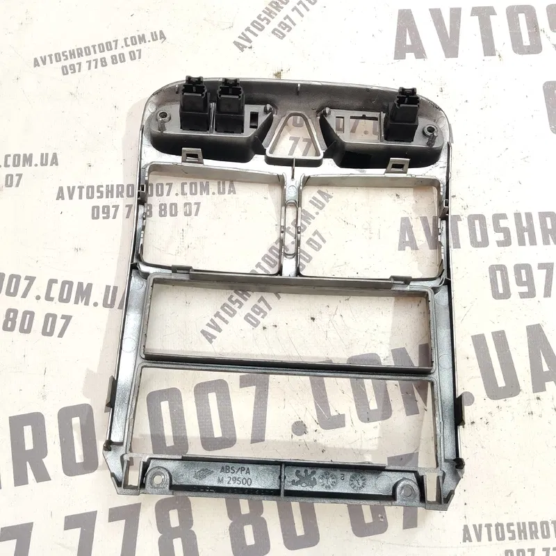 Накладка салону Peugeot 307 (01-08) 1.4 Бензин