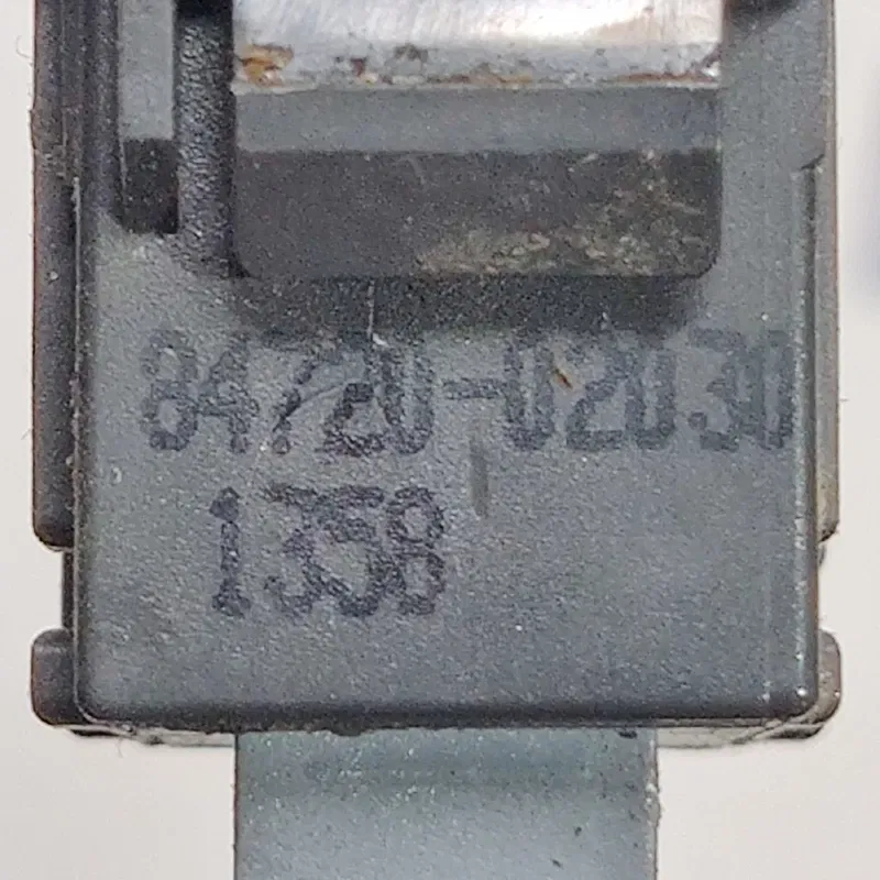 Кнопка функц. Toyota Auris (06-12) 1.6 Бензин OEM 8472002030