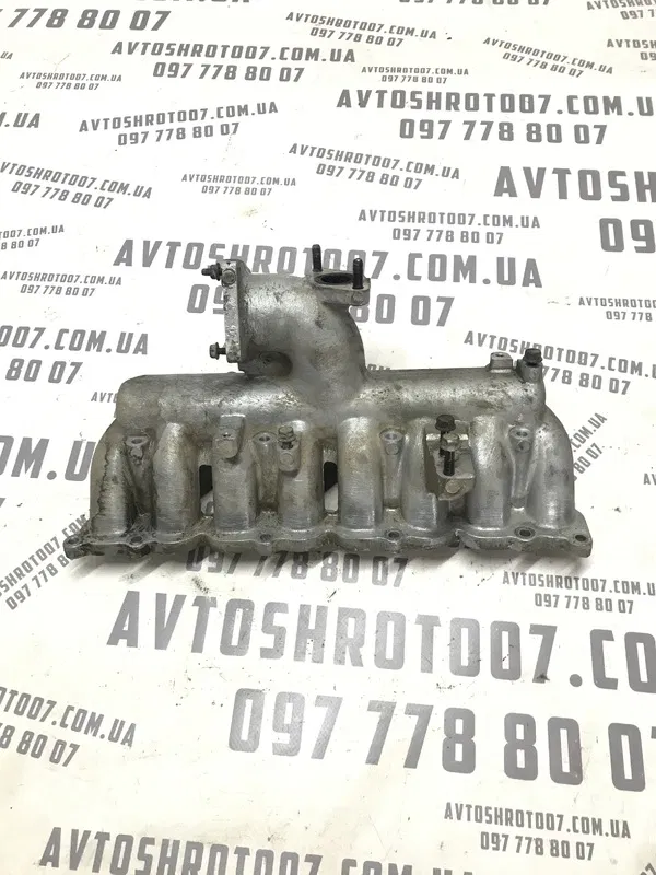 Впускний колектор Kia Sorento 1 (02-09) 2.5 Diesel D4CB