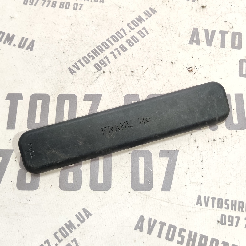 Накладка салону Toyota Auris (06-12) 1.6 Бенз OEM 5856902030