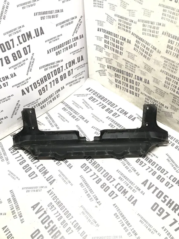 Кронштейн абсорбера Kia Sorento 1 02-09 2.5D OEM 865853e000