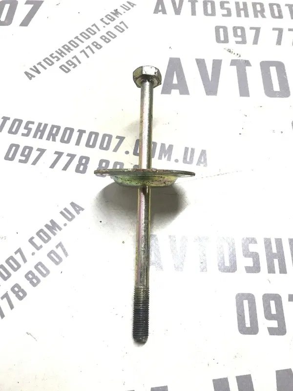 Винт запасного колеса Chevrolet Tacuma (00-08) 2.0 Бензин