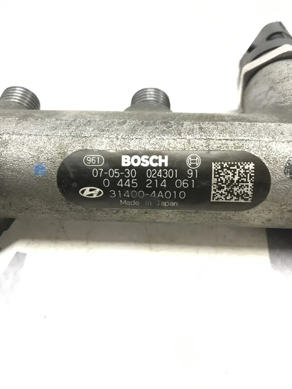 Паливна рейка Kia Sorento 1 (02-09) 2.5 D OEM 314004a010