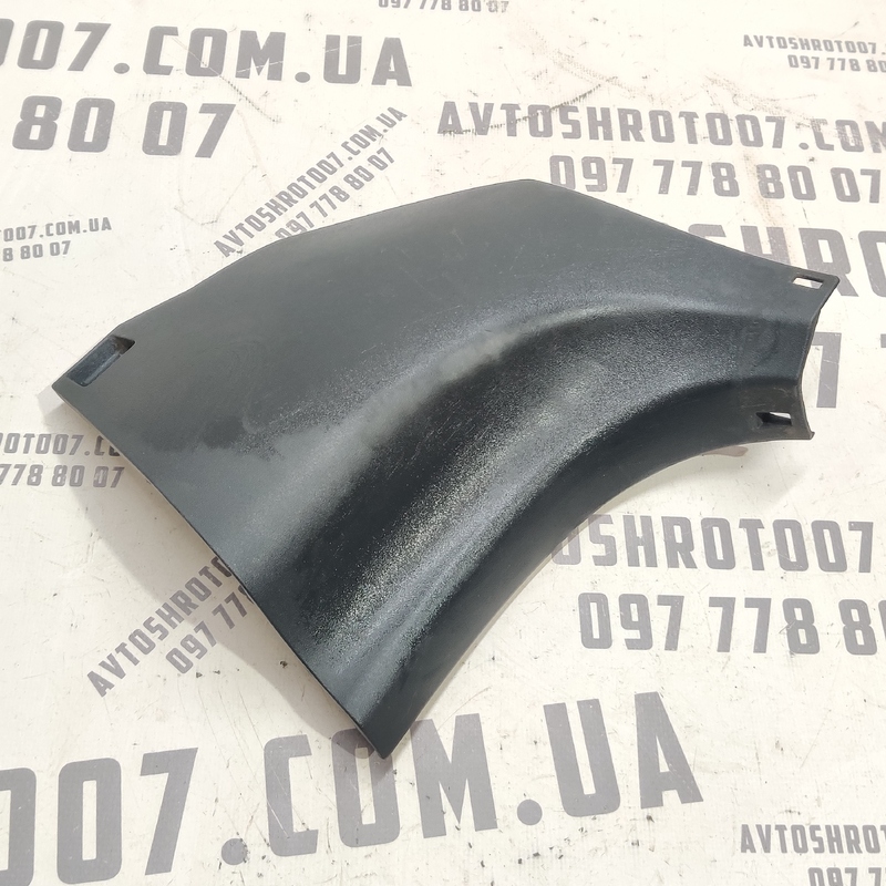Накладка салону Toyota Auris (06-12) 1.6 Бензин передня ліва фото 2