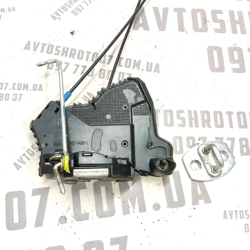 Замок дверей Toyota Auris (06-12) 1.6 Бензин передній лівий