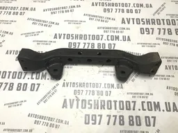 Кронштейн Kia Sorento 1 (02-09) 2.5 Diesel D4CB передній