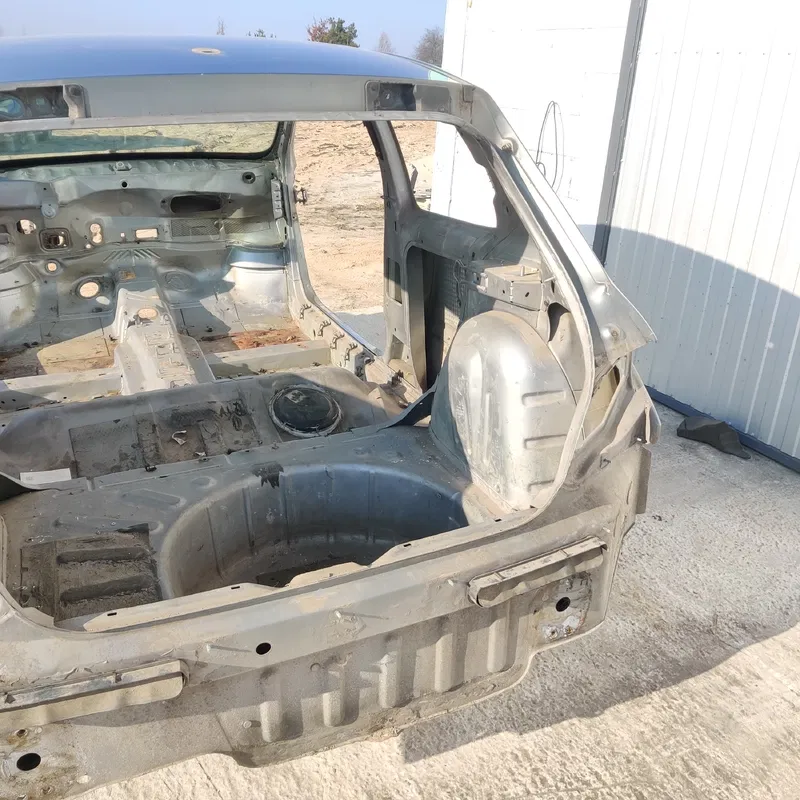 Четверть Peugeot 307 (01-08) 1.4 Бензин задня права