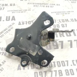 Кронштейн підрамника Renault Scenic 3 (09-16) 1.6D Задня Пр.
