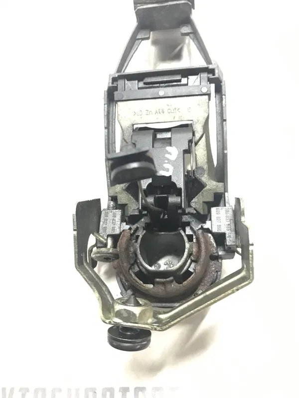 Ручка зовнішня VW Passat B5+ (00-05) 1.9D передня права