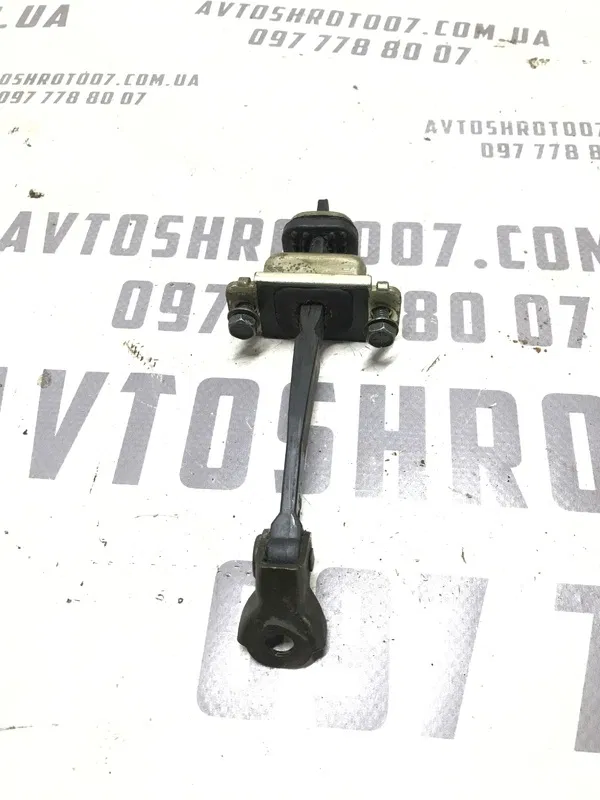 Обмежувач дверей Chevrolet Tacuma 00-08 2.0 передній правий