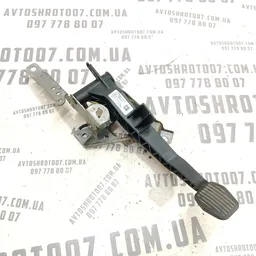 Педаль щеплення Volvo V50 (04-12) 2.0 Дизель D4204T