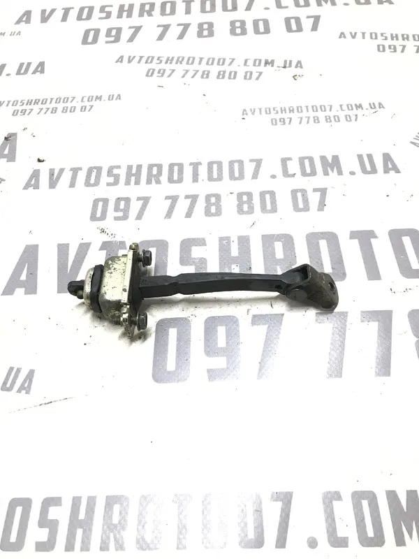Обмежувач дверей Chevrolet Tacuma (00-11) 2.0 передня ліва