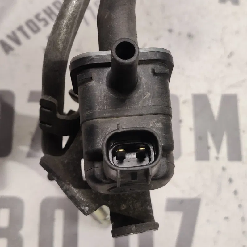 Клапан електромагнітний Toyota Auris (06-12) 1.6 9091012276
