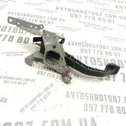 Педаль щеплення Volvo V50 (04-12) 2.0 Дизель D4204T фото 3
