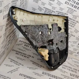 Карта дверна Toyota Auris (06-12) 1.6 Бензин задня права фото 6