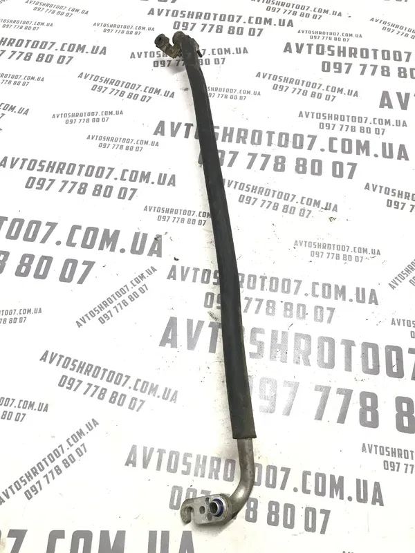 Трубка кондиціонера Kia Sorento 1 (02-09) 2.5 D4CB Дизель