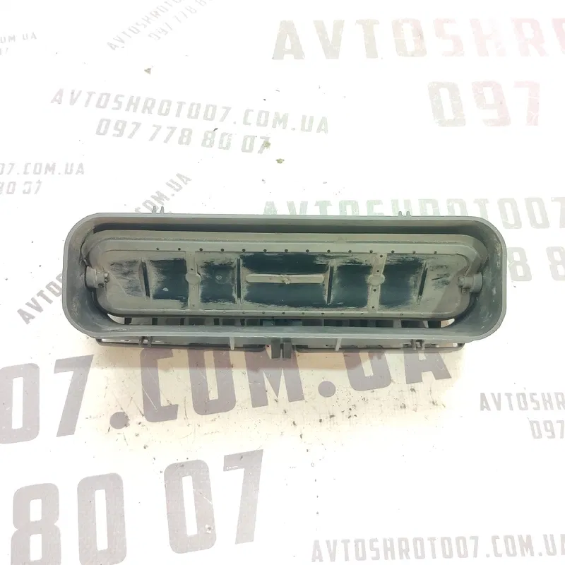 Дефлектор обдуву салону Peugeot 307 (01-08) 1.4 Бензин