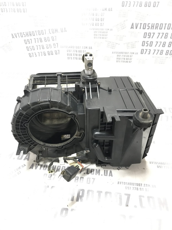 Корпус пічки Kia Sorento 1 (02-09) 2.5 Дизель D4CB