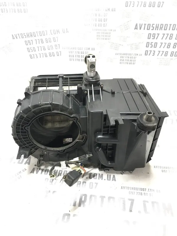 Корпус пічки Kia Sorento 1 (02-09) 2.5 Дизель D4CB