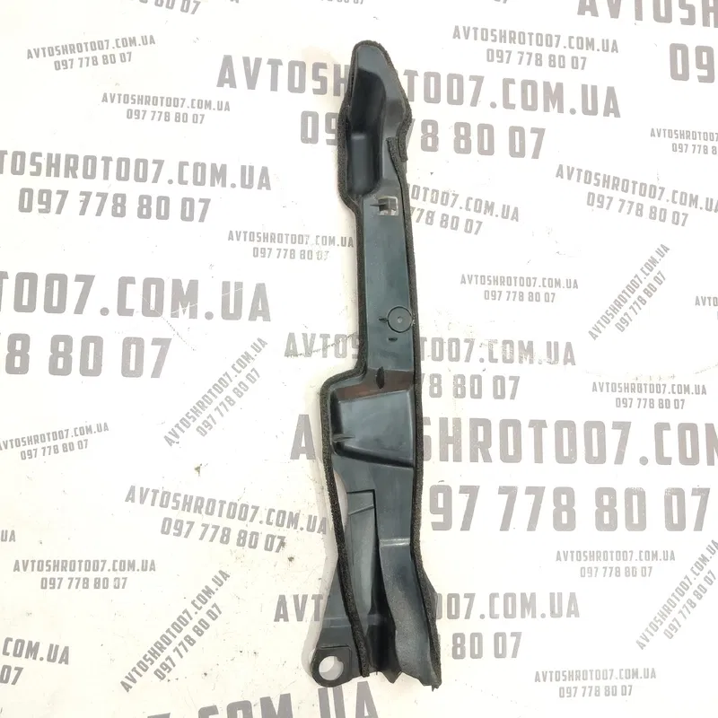 Накладка арки Toyota Auris 06-12 1.6 перед. права 5382702070