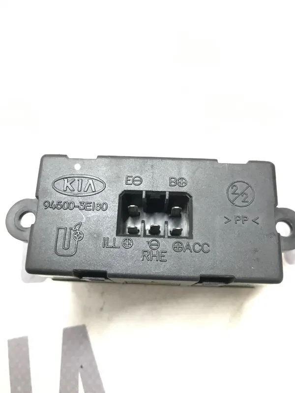 Дисплей інфо Kia Sorento 1 (02-09) 2.5 Diesel OEM 945003e160