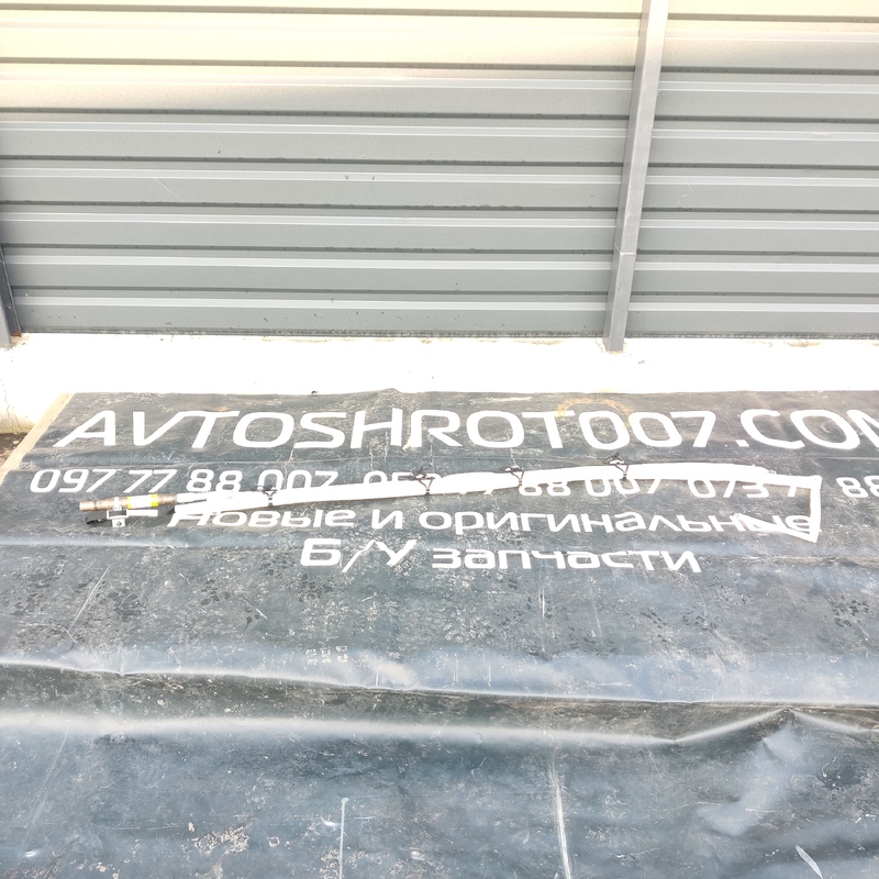Подушка шторка Volvo V50 (04-12) 2.0D ліва OEM 30698625